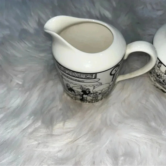 Epoch cream & sugar ceramic containers - Picture 4 of 6